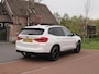 BMW iX3 High Executive 80 kWh | Panoramadak | Trekhaak | Head-Up Display | 360 Camera | Harman Kardon | Sfeerverlichting |