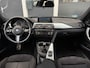 BMW 3-Serie Touring 316i Executive (M-SPORT, ALCANTARA, ALPINE, STOELVERWARMING, PARKEERSENSOREN)