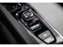 Volvo V60 Cross Country 2.0 B5 AWD Pro | Achteruitrijcamera | Parkeersensoren | Lederen Bekleding | Parkeerverwarming | Navigatie | Apple Carplay | Android Auto | Elektrische Achterklep | Keyless Entry | Stoelverwarming voor en achter