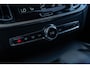 Volvo V60 2.0 B3 Momentum Advantage | Achteruitrijcamera | Parkeersensoren | Stoelverwarming | Navigatie | Apple Carplay | Android Auto | Lichtmetalen Velgen 17 inch
