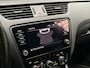 Skoda Octavia Combi 1.5 TSI Greentech Sport 150Pk Automaat (APPLE CARPLAY, GROOT NAVI, CLIMATE, STOELVERWARMING, SPORTSTOELEN, CRUISE, PARKEERSENSOREN, NIEUWE APK, NIEUWSTAAT)