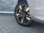 Volvo XC60 2.0 T6 Plug-in hybrid AWD Plus Dark | Facelift | Head-Up | Panoramadak | Trekhaak | 360 Camera | All-Season Banden | Google | Stoel en Stuurverwarming |
