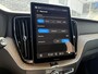 Volvo XC60 2.0 T6 Plug-in hybrid AWD Plus Dark | Facelift | Head-Up | Panoramadak | Trekhaak | 360 Camera | All-Season Banden | Google | Stoel en Stuurverwarming |