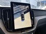 Volvo XC60 2.0 T6 Plug-in hybrid AWD Plus Dark | Facelift | Head-Up | Panoramadak | Trekhaak | 360 Camera | All-Season Banden | Google | Stoel en Stuurverwarming |