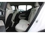 Volvo XC40 T4 Automaat Momentum | Adapt. Cruise | Blis | Verw. Voorstoelen & Stuurwiel | Leder | Camera | DAB |