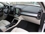 Volvo XC40 T4 Automaat Momentum | Adapt. Cruise | Blis | Verw. Voorstoelen & Stuurwiel | Leder | Camera | DAB |
