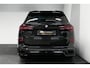 BMW X5 xDrive45e M Sport / Maxton Design Bodykit V.2 / Panoramadak / Achterasbesturing / BMW Laser Light / Elektr. verstelbare voorstoelen + memory / Stoelkoeling + -verwarming / Soft Close / Ambienteverlichting / HUD / Rondomzichtcamera / Apple Carplay - Android Auto / Achterbank verwarming / 22'' LMV / Achteruitrijcamera / Dodehoek detectie / Lederen bekleding
