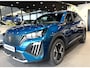 Peugeot 2008 1.2 Hybrid 145 Pk Allure * Navigatie * Keyless Open & Start * Dodehoekbewaking * Camera voor & Achter * Ckimate & Adaptive Cruise Control * Vingerhoets; Vierde Generatie Eersteklas Service. Al meer dan 100 jaar een begrip in de Brabantse Kempen.