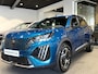 Peugeot 2008 1.2 Hybrid 145 Pk Allure * Navigatie * Keyless Open & Start * Dodehoekbewaking * Camera voor & Achter * Ckimate & Adaptive Cruise Control * Vingerhoets; Vierde Generatie Eersteklas Service. Al meer dan 100 jaar een begrip in de Brabantse Kempen.