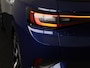 Volkswagen ID.4 First 77 kWh 204pk SoH 88,9 | Camera| Parkeersensoren | Sfeerverlichting | Navigatie | Stoelverwarming| Stuurverwarming | Zwenkbare Trekhaak |