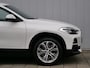BMW X2 sDrive18i 141pk High Executive Automaat Navigatie / LED / 18 Inch / Trekhaak