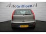 Fiat Punto 1.4-16V Young zeer nette 5-deurs met NAP