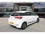 Hyundai i20 1.0 T-GDI Black Edition | Achterbank in delen neerklapbaar | Airco | Bandenspanningscontrolesysteem