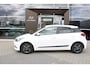 Hyundai i20 1.0 T-GDI Black Edition | Achterbank in delen neerklapbaar | Airco | Bandenspanningscontrolesysteem