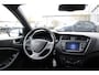 Hyundai i20 1.0 T-GDI Black Edition | Achterbank in delen neerklapbaar | Airco | Bandenspanningscontrolesysteem