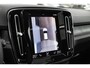 Volvo XC40 Plug-in Hybrid T4 Ultimate Bright | PHEV | 360 Graden Camera | Lederen Bekleding | Panoramadak | Elektrisch Verstelbare Voorstoelen | Keyless Entry | Elektrische Achterklep | Navigatie | Apple Carplay | Android Auto | BLIS | Cruise Control Adaptief