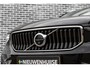 Volvo XC40 Plug-in Hybrid T4 Ultimate Bright | PHEV | 360 Graden Camera | Lederen Bekleding | Panoramadak | Elektrisch Verstelbare Voorstoelen | Keyless Entry | Elektrische Achterklep | Navigatie | Apple Carplay | Android Auto | BLIS | Cruise Control Adaptief