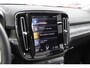 Volvo XC40 Plug-in Hybrid T4 Ultimate Bright | PHEV | 360 Graden Camera | Lederen Bekleding | Panoramadak | Elektrisch Verstelbare Voorstoelen | Keyless Entry | Elektrische Achterklep | Navigatie | Apple Carplay | Android Auto | BLIS | Cruise Control Adaptief