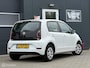 Volkswagen Up! 1.0 //5-deurs// 60.000 KM!