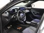 Peugeot e-2008 EV GT 54 kWh 156PK | Accu 97% | 1ste eigenaar | AppleCarPlay/AndroidAuto | Climate Control | Adaptive Cruise Control | Camera | FULL LED | Navigatie | LMV | Parkeersensoren | Privacy Glass | Isofix | Two-Tone | Sfeerverlichting |