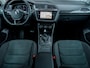 Volkswagen Tiguan 1.5 TSI ACT Highline Business R | Trekhaak | R-Line | LED Koplampen Adaptief | Navigatie | Apple Carplay | Android Auto | Adaptieve Cruise Control | Virtual Cockpit | Privacy Glas | Metallic Lak | 19'' Lichtmetalen Velgen |