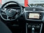Volkswagen Tiguan 1.5 TSI ACT Highline Business R | Trekhaak | R-Line | LED Koplampen Adaptief | Navigatie | Apple Carplay | Android Auto | Adaptieve Cruise Control | Virtual Cockpit | Privacy Glas | Metallic Lak | 19'' Lichtmetalen Velgen |