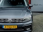 Volkswagen Tiguan 1.5 TSI ACT Highline Business R | Trekhaak | R-Line | LED Koplampen Adaptief | Navigatie | Apple Carplay | Android Auto | Adaptieve Cruise Control | Virtual Cockpit | Privacy Glas | Metallic Lak | 19'' Lichtmetalen Velgen |
