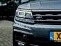 Volkswagen Tiguan 1.5 TSI ACT Highline Business R | Trekhaak | R-Line | LED Koplampen Adaptief | Navigatie | Apple Carplay | Android Auto | Adaptieve Cruise Control | Virtual Cockpit | Privacy Glas | Metallic Lak | 19'' Lichtmetalen Velgen |