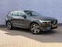 Volvo XC60 2.0 B5 Momentum Pro | Trekhaak | Achteruitrijcamera | Parkeerverwarming | Lederen Sportstoelen | Keyless Entry | Navigatie | Apple Carplay | Android Auto | Stoelverwarming voor en achter