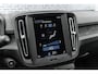 Volvo XC40 1.5 T3 | Navigatie | Trekhaak | Achteruitrijcamera | Stoelverwarming | Parkeersensoren | LED Koplampen | Climate Control | Lichtmetalen Velgen 17 inch | Volvo On Call