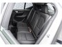 Volvo XC40 1.5 T3 | Navigatie | Trekhaak | Achteruitrijcamera | Stoelverwarming | Parkeersensoren | LED Koplampen | Climate Control | Lichtmetalen Velgen 17 inch | Volvo On Call