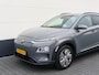 Hyundai Kona Electric EV Fashion 64 kWh 3-Fase | SOH 100% | Carplay | Camera | Adaptive cruise