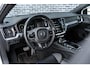 Volvo V60 2.0 T6 Twin Engine AWD R-Design | Plug-in Hybrid (PHEV) | Panoramadak | Head-Up Display | Harman Kardon Audio | Achteruitrijcamera | Stoelverwarming voor en achter | Navigatie | Keyless Entry | Lichtmetalen Velgen 19 inch