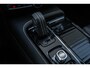Volvo V60 2.0 T6 Twin Engine AWD R-Design | Plug-in Hybrid (PHEV) | Panoramadak | Head-Up Display | Harman Kardon Audio | Achteruitrijcamera | Stoelverwarming voor en achter | Navigatie | Keyless Entry | Lichtmetalen Velgen 19 inch