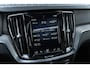 Volvo V60 2.0 T6 Twin Engine AWD R-Design | Plug-in Hybrid (PHEV) | Panoramadak | Head-Up Display | Harman Kardon Audio | Achteruitrijcamera | Stoelverwarming voor en achter | Navigatie | Keyless Entry | Lichtmetalen Velgen 19 inch
