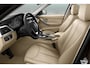 BMW 3-Serie 320i Upgrade Edition | NL auto | 2e eigenaar | HiFi audio | Xenon | Sportstuur | Stoelverwarming | Navigatie | Bluetooth | Climate control | PDC | Memory | Regensensor