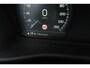 Volvo XC40 2.0 T4 Inscription | Trekhaak | Panoramadak | Achteruitrijcamera | BLIS | Cruise Control Adaptief | Elektrisch Verstelbare Voorstoelen | Navigatie | Apple Carplay | Android Auto | Keyless Entry | LED Koplampen Adaptief
