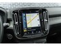 Volvo XC40 2.0 T4 Inscription | Trekhaak | Panoramadak | Achteruitrijcamera | BLIS | Cruise Control Adaptief | Elektrisch Verstelbare Voorstoelen | Navigatie | Apple Carplay | Android Auto | Keyless Entry | LED Koplampen Adaptief