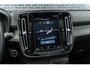Volvo XC40 2.0 T4 Inscription | Trekhaak | Panoramadak | Achteruitrijcamera | BLIS | Cruise Control Adaptief | Elektrisch Verstelbare Voorstoelen | Navigatie | Apple Carplay | Android Auto | Keyless Entry | LED Koplampen Adaptief