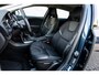 Volvo V40 1.5 T3 Edition+ | Automaat | Trekhaak | LED koplampen | Achteruitrijcamera | Lichtmetalen Velgen 17 inch | Navigatie | Stoelverwarming | Bluetooth | Parkeersensoren |