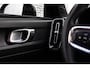 Volvo XC40 Recharge Plus 70 kWh | Trekhaak | Warmtepomp | Stoelverwarming | Navigatie | Apple Carplay | Android Auto | Parkeersensoren | BLIS | Cruise Control Adaptief