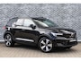 Volvo XC40 Recharge Plus 70 kWh | Trekhaak | Warmtepomp | Stoelverwarming | Navigatie | Apple Carplay | Android Auto | Parkeersensoren | BLIS | Cruise Control Adaptief