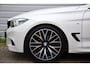 BMW 3-Serie Gran Turismo 320i Corporate Lease High Executive*M-Pakket*Pano*HUD*H&K*Keyless*Trekhaak*Enz