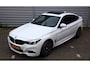 BMW 3-Serie Gran Turismo 320i Corporate Lease High Executive*M-Pakket*Pano*HUD*H&K*Keyless*Trekhaak*Enz
