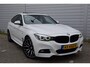 BMW 3-Serie Gran Turismo 320i Corporate Lease High Executive*M-Pakket*Pano*HUD*H&K*Keyless*Trekhaak*Enz