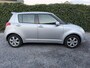 Suzuki Swift 1.3 Bandit | Autom. Airco | Elekt. Ramen | LMV | 5 Deuren | Sportstoelen | APK tot 13-08-2026!