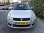 Suzuki Swift 1.3 Bandit | Autom. Airco | Elekt. Ramen | LMV | 5 Deuren | Sportstoelen | APK tot 13-08-2026!