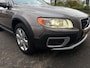 Volvo XC70 3.2 Summum XENON/BOEKJES/FULL OPTIONS/NAVI/DODEHOEK/KEYLESS/