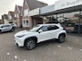 Toyota Yaris Cross 1.5 Hybrid 130 Dynamic + Comfort Pack dodehoekdetectie / stoelverwarming / stuurwielverwarming / parkeersensoren voor + achter / Navigatie / Apple Carplay / Android Auto / parkeercamera / 10 jaar Toyota garantie / rijklaarprijs incl. Toyota Pechhulppas