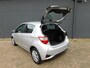 Toyota Yaris 1.5 VVT-i Aspiration TOPSTAAT! CAMERA! BLUETOOTH! NAVI! CLIMA! CRUISE!
